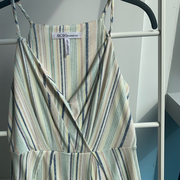 BCBG Lightweight Stretchy Summer Dress Size S - Picture 4 of 4